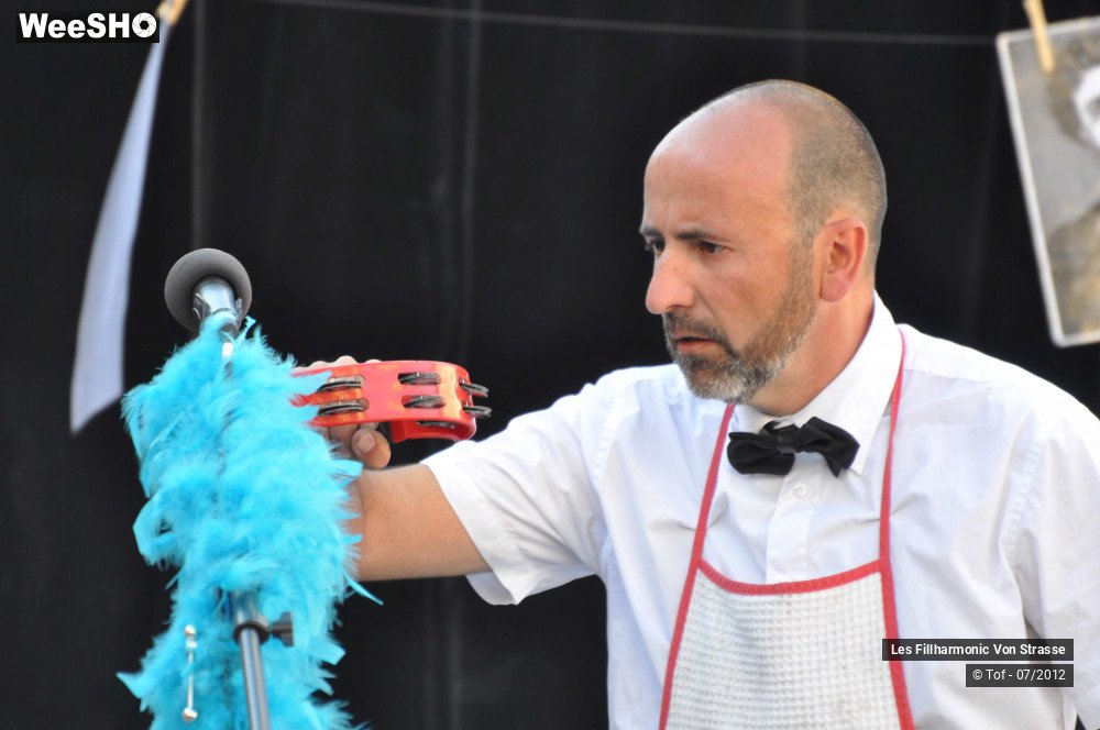 7/23 photos du spectacle Les Fillharmonic Von Strasse