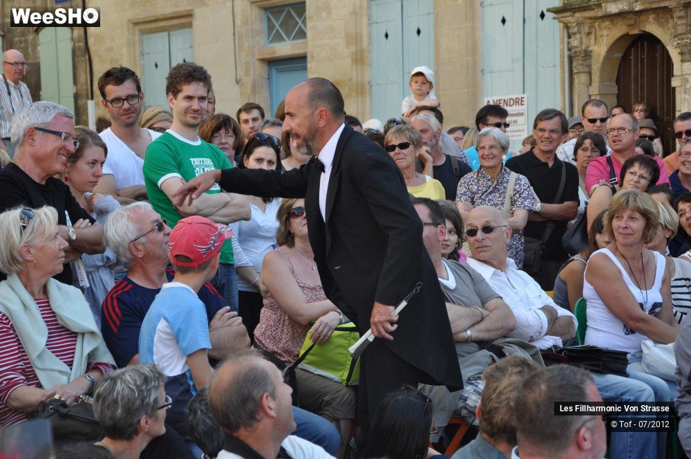 12/23 photos du spectacle Les Fillharmonic Von Strasse