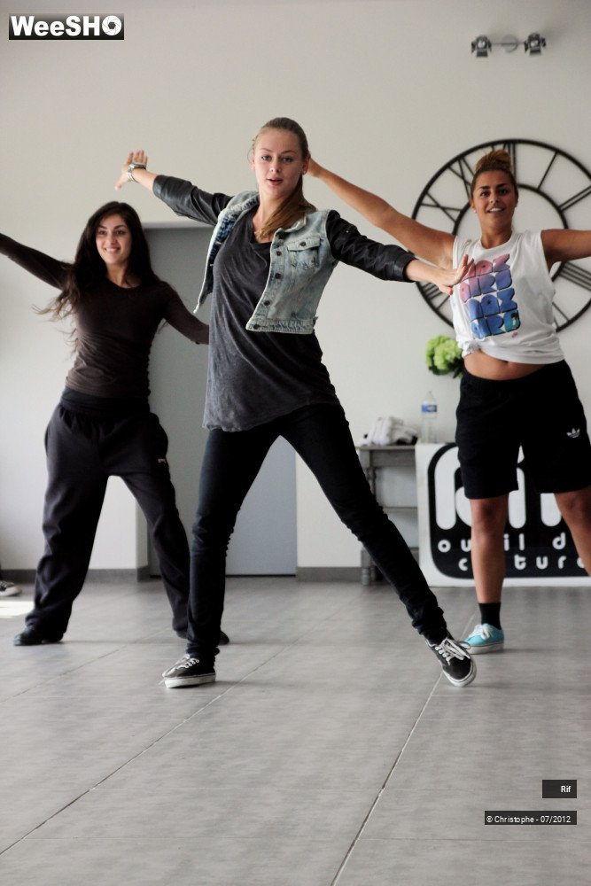 48/50 photos du spectacle Roots & Routes Summerschool 2