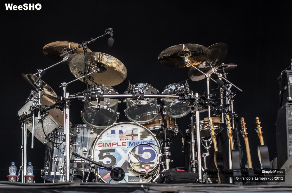 22/30 photos du spectacle Simple Minds