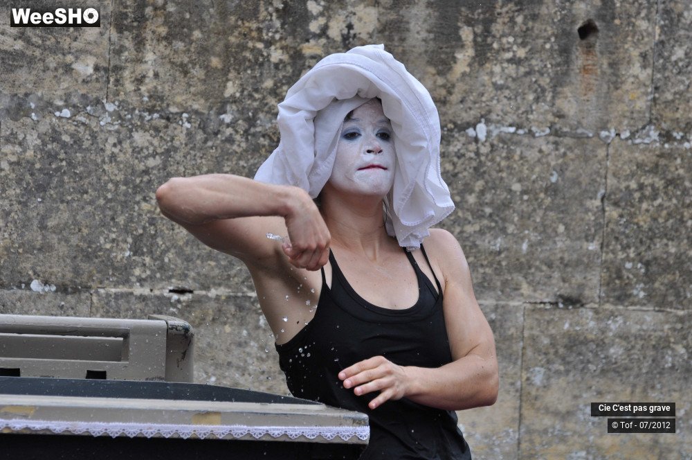 28/39 photos du spectacle Roméo dans la baignoire