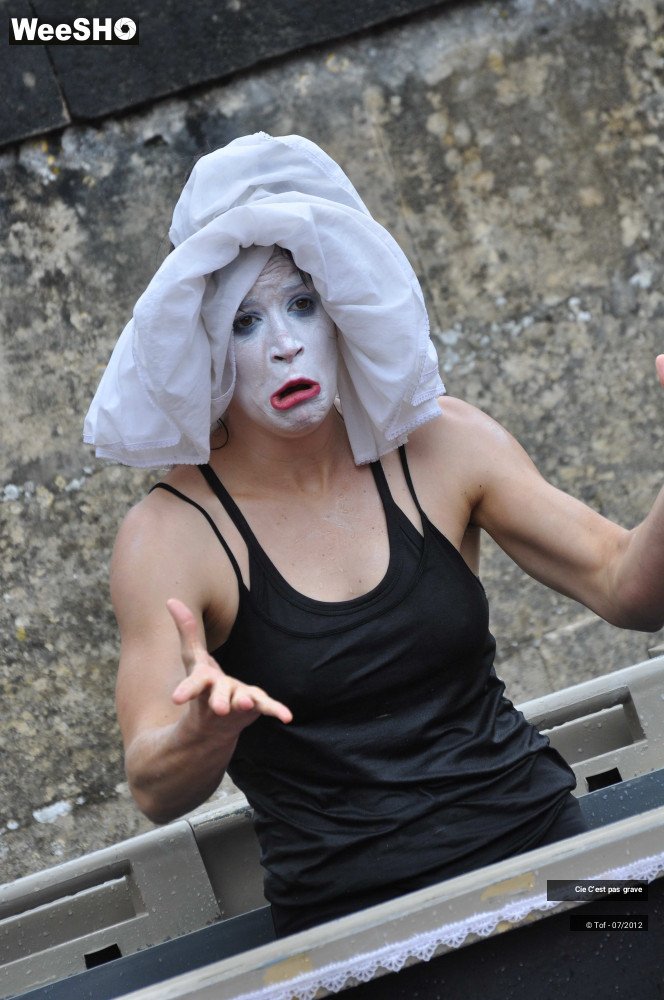 30/39 photos du spectacle Roméo dans la baignoire