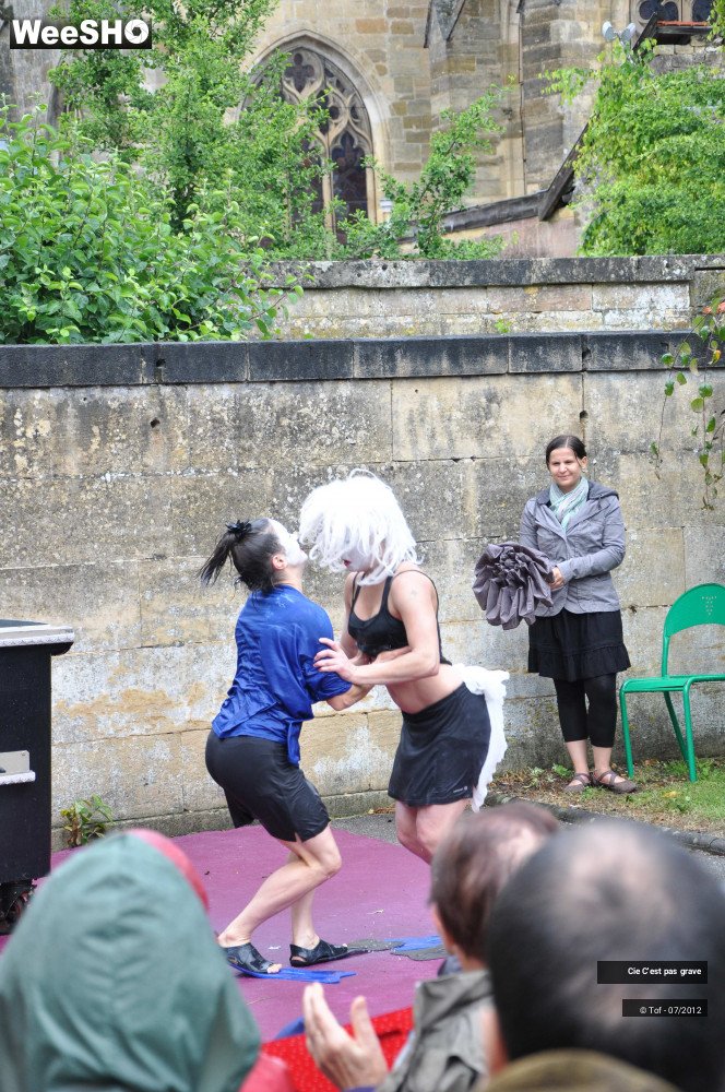 37/39 photos du spectacle Roméo dans la baignoire