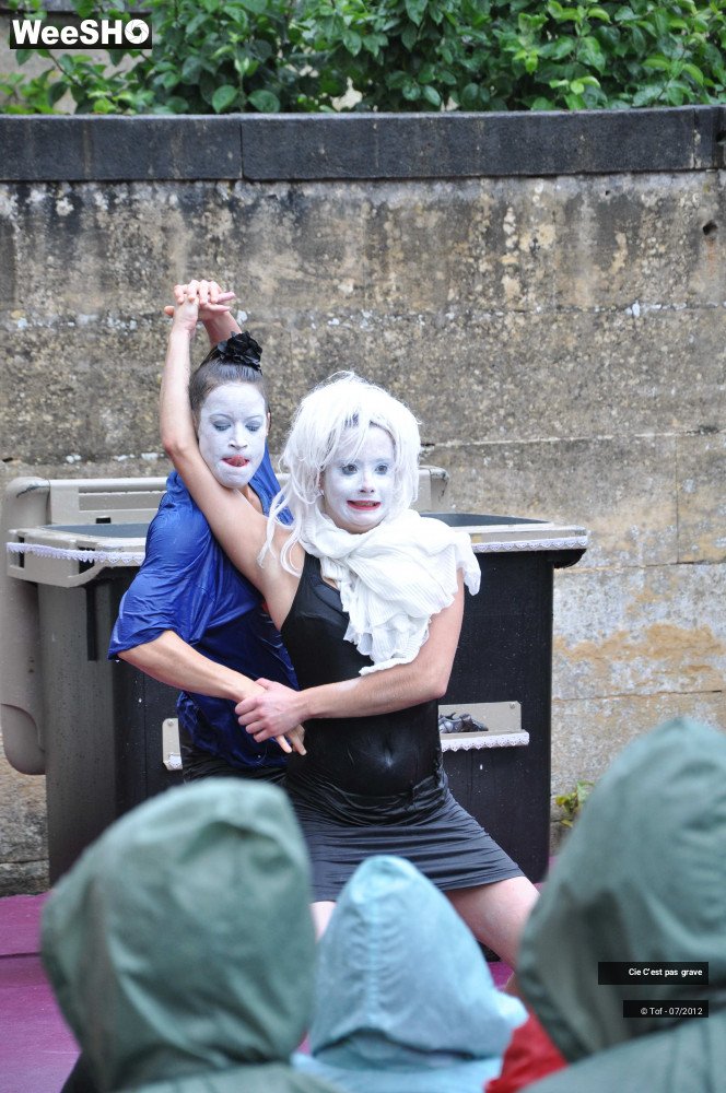 38/39 photos du spectacle Roméo dans la baignoire
