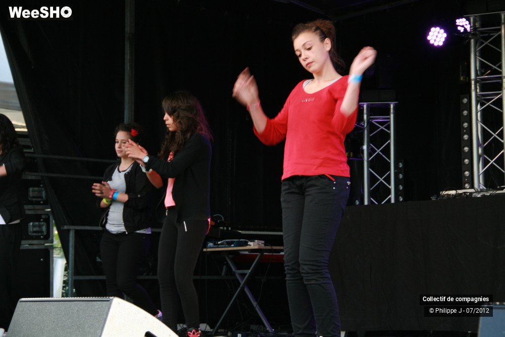 3/27 photos du spectacle Restitution danse