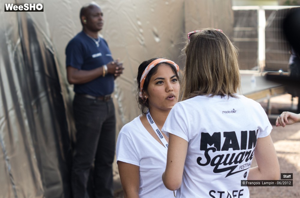 8/39 photos du spectacle Mainsquare Staff