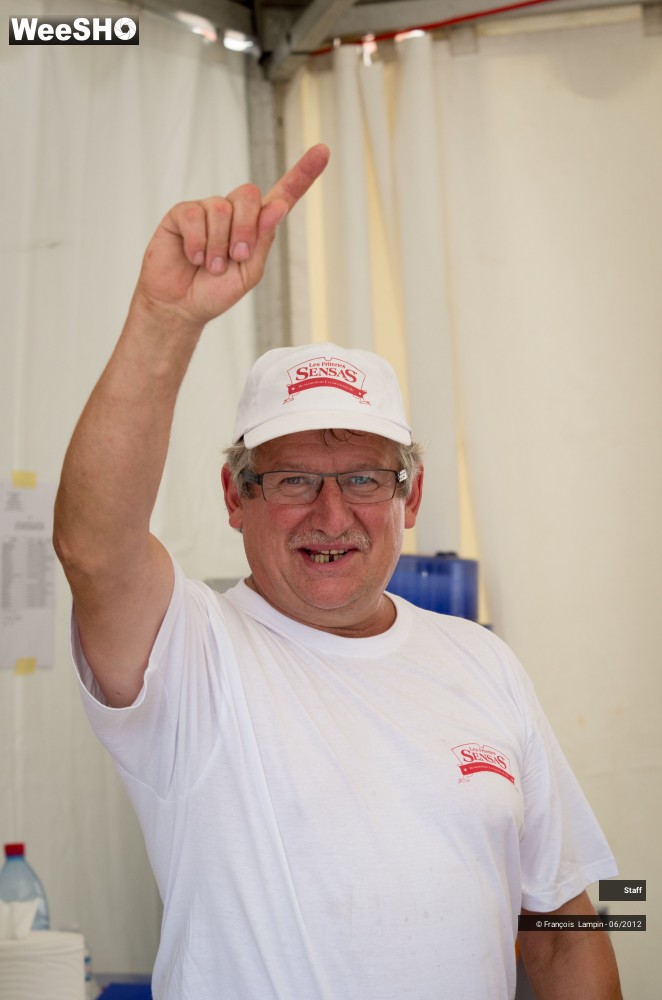 13/39 photos du spectacle Mainsquare Staff