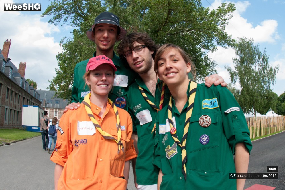 31/39 photos du spectacle Mainsquare Staff