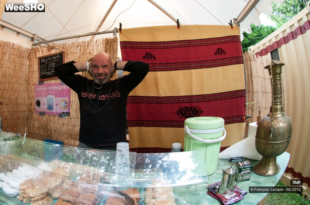 38/39 photos du spectacle Mainsquare Staff