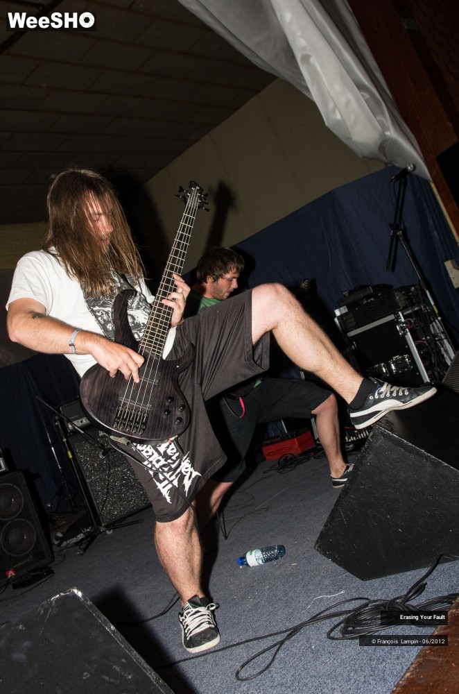 14/23 photos du spectacle Erasing Your Fault