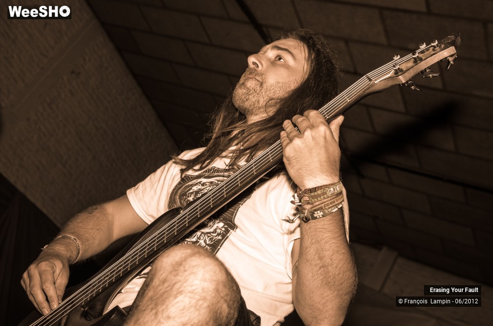 16/23 photos du spectacle Erasing Your Fault