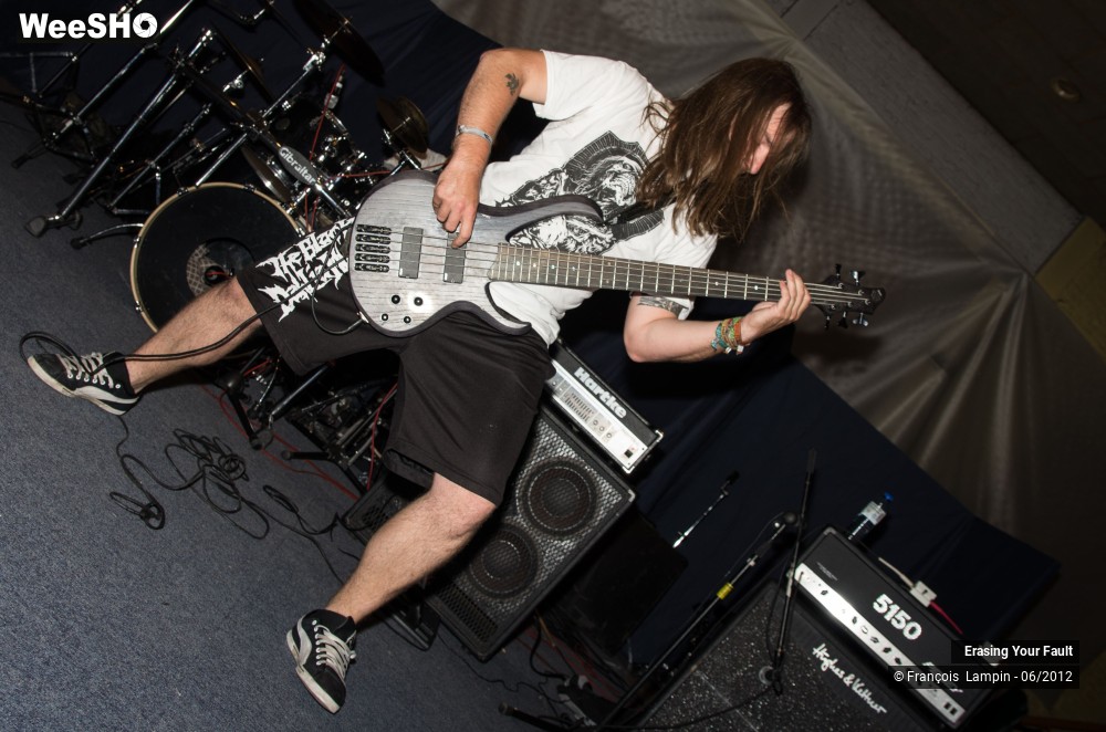 21/23 photos du spectacle Erasing Your Fault