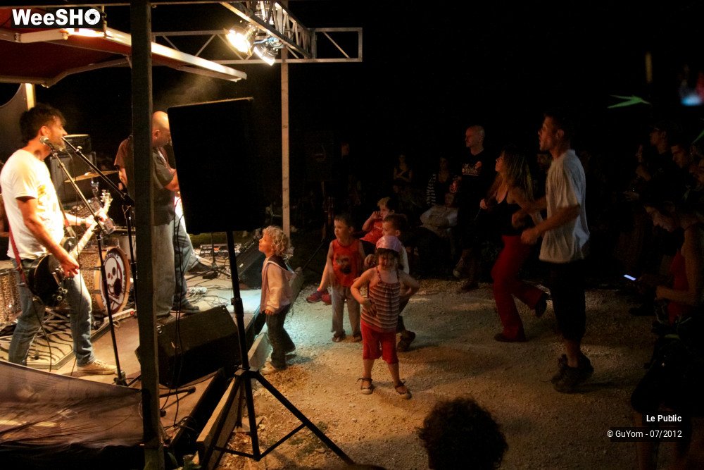 4/22 photos du spectacle Ambiance Brassens Not Dead