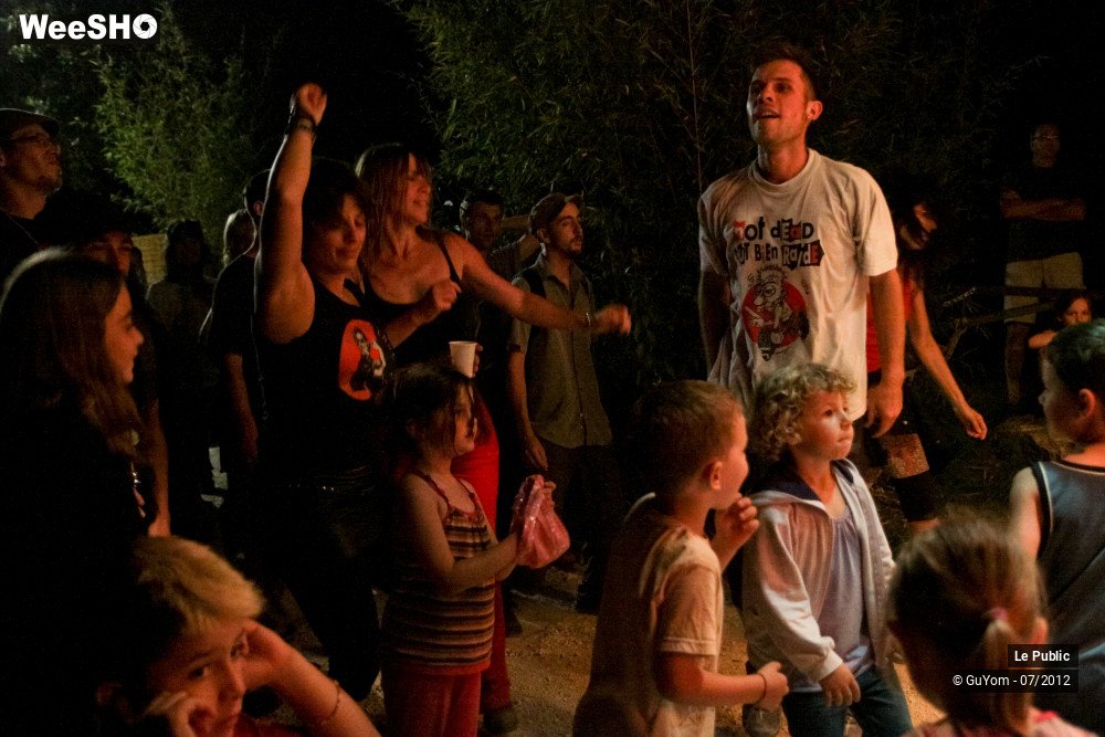 10/22 photos du spectacle Ambiance Brassens Not Dead