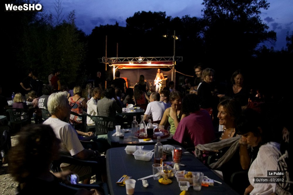 12/22 photos du spectacle Ambiance Brassens Not Dead