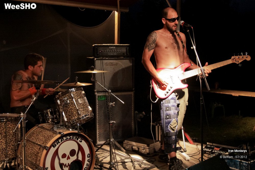 3/21 photos du spectacle Iron Monkeys