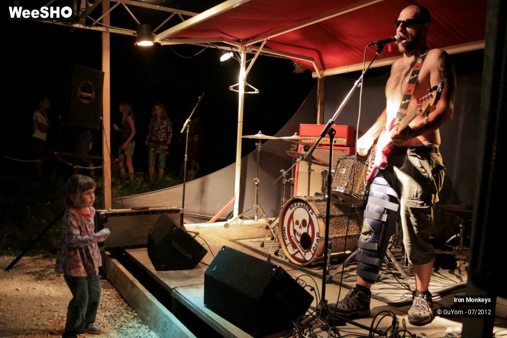 7/21 photos du spectacle Iron Monkeys