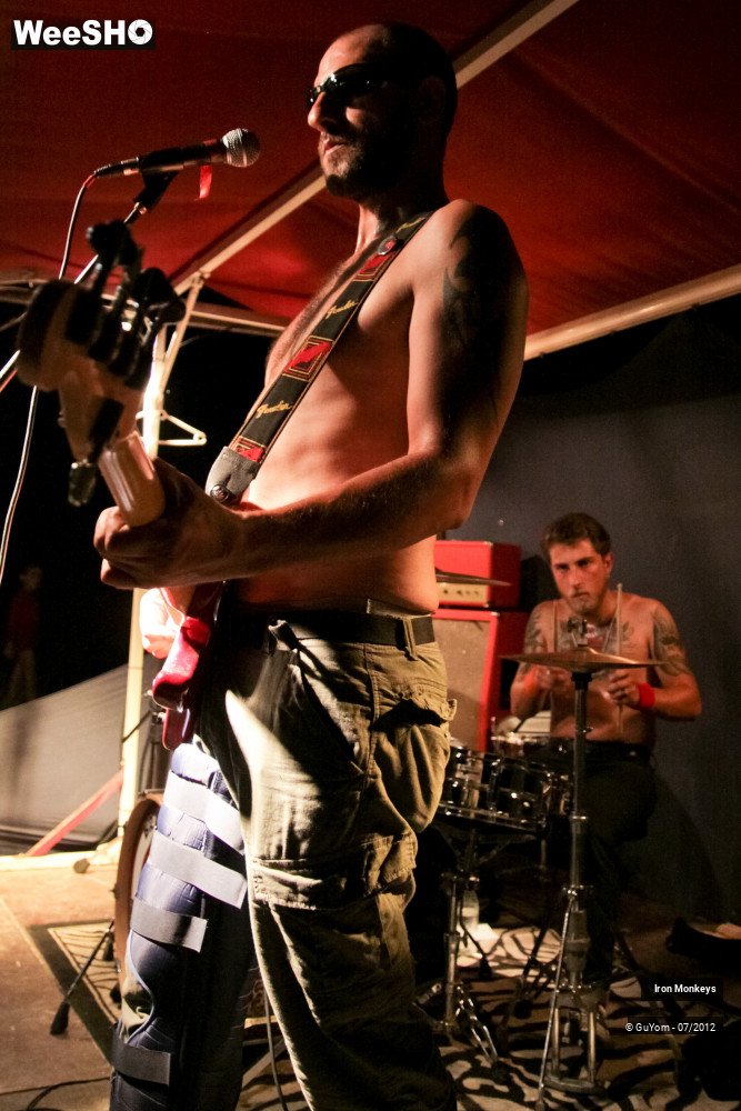 21/21 photos du spectacle Iron Monkeys