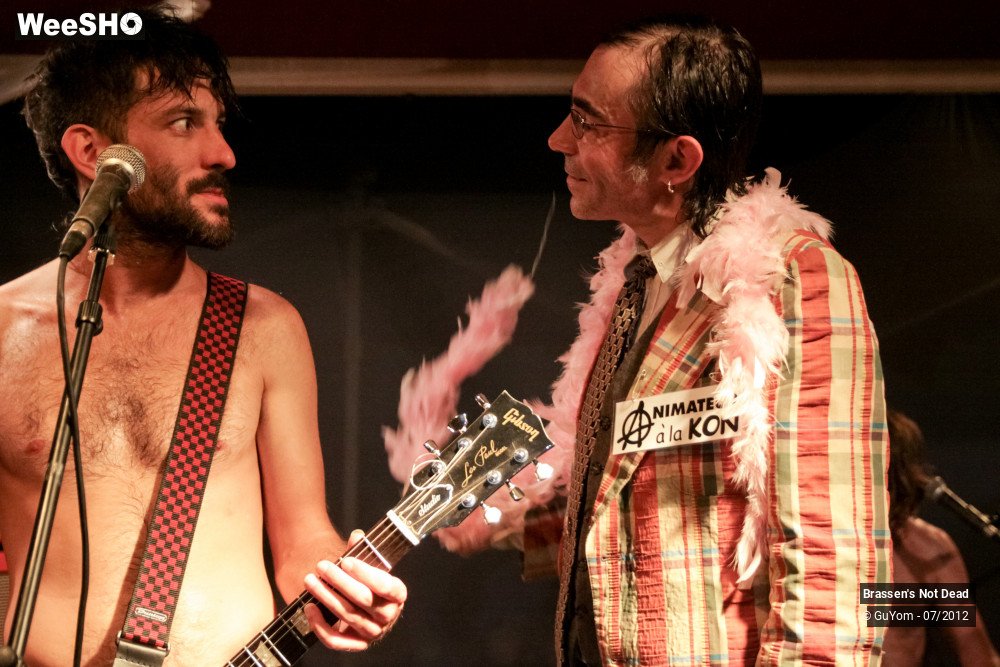 15/40 photos du spectacle Brassen´s Not Dead