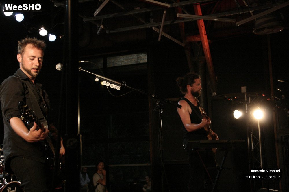 1/16 photos du spectacle Anorexic Sumotori