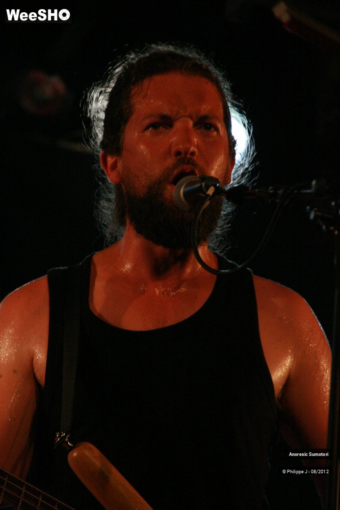 15/16 photos du spectacle Anorexic Sumotori