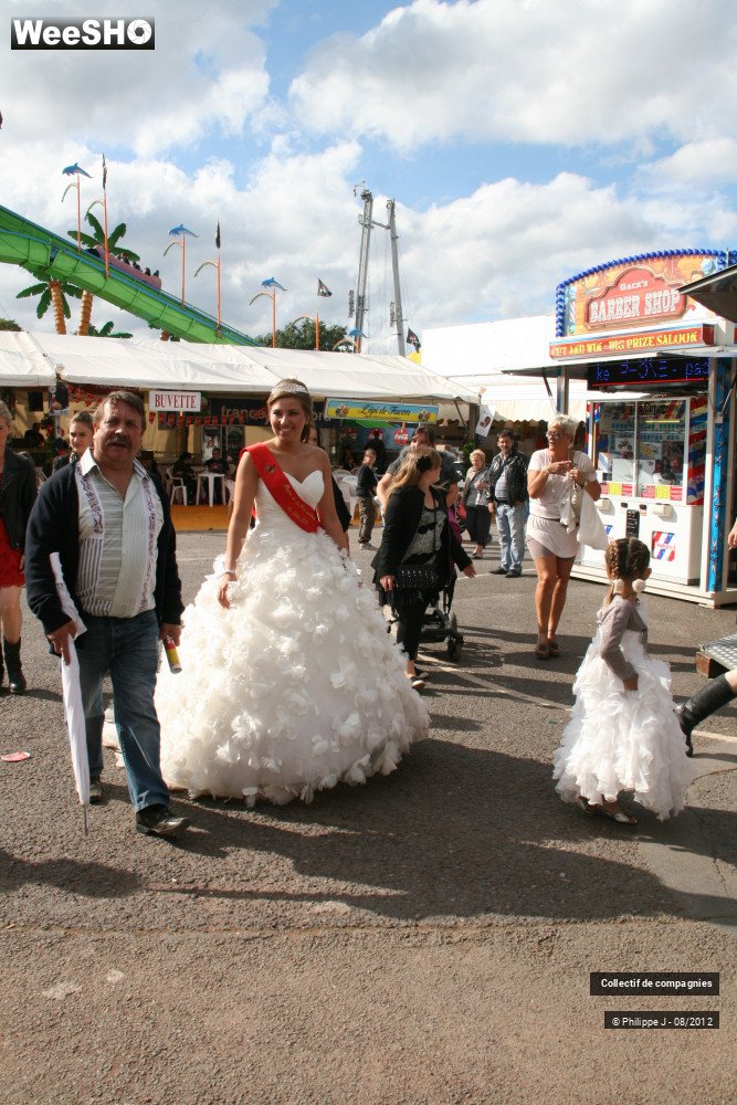 48/49 photos du spectacle Foire aux manèges 2012