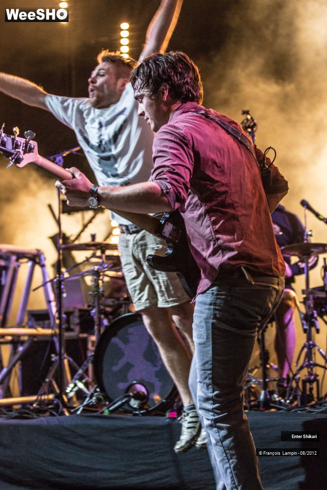 17/32 photos du spectacle Enter Shikari