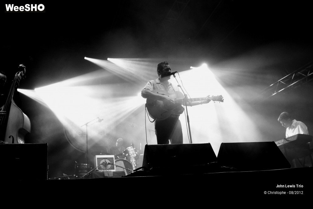 2/10 photos du spectacle John Lewis Trio