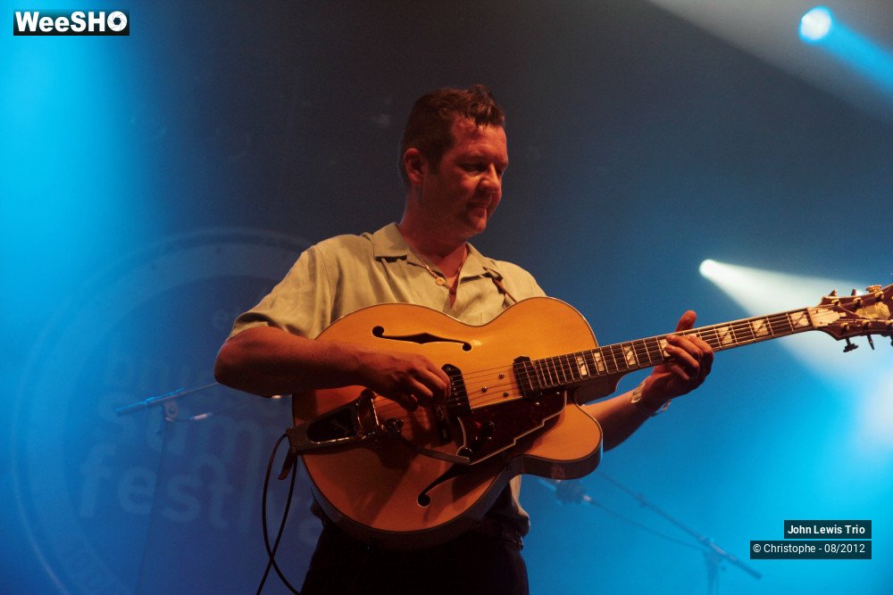 6/10 photos du spectacle John Lewis Trio