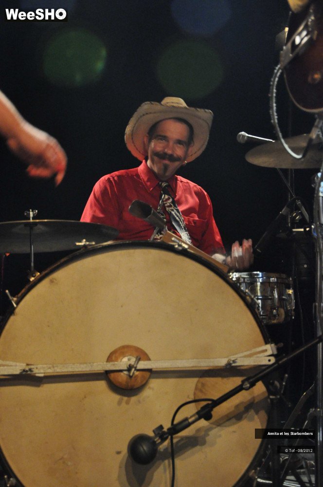 9/22 photos du spectacle Annita et les Starbombers 