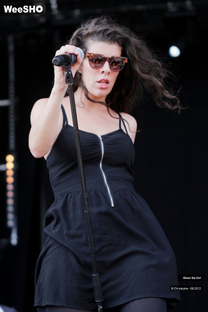 31/40 photos du spectacle About the Girl