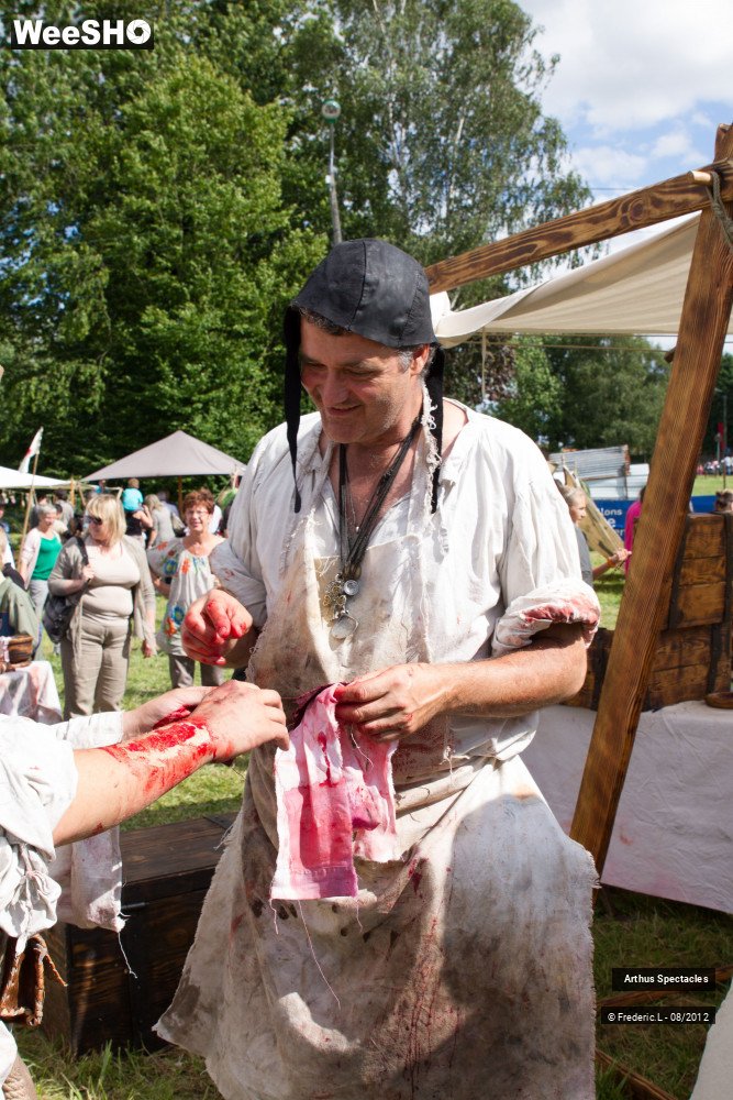 8/9 photos du spectacle Arthus Spectacles