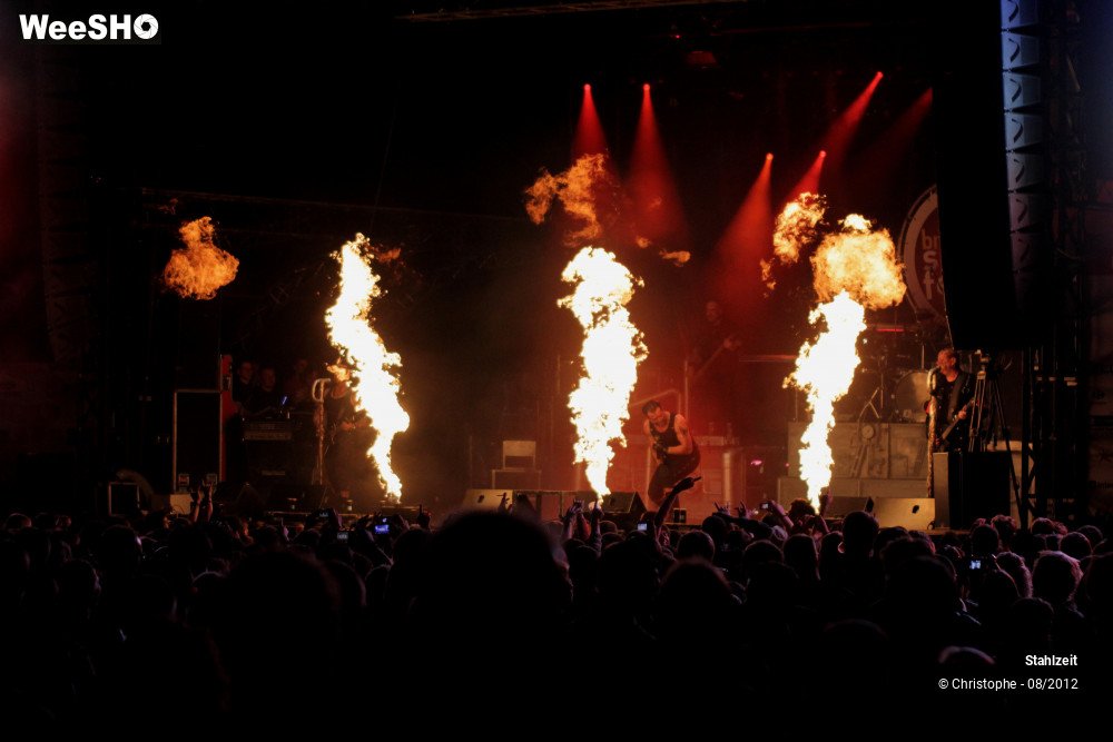 8/19 photos du spectacle Stahlzeit