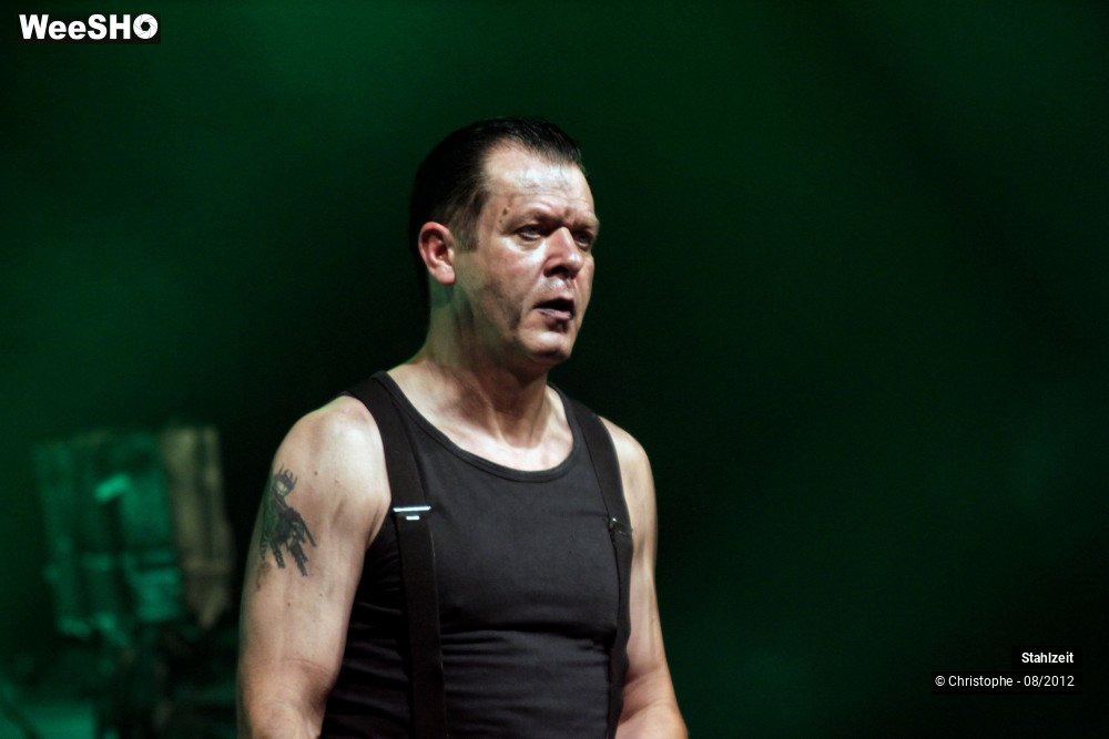 13/19 photos du spectacle Stahlzeit