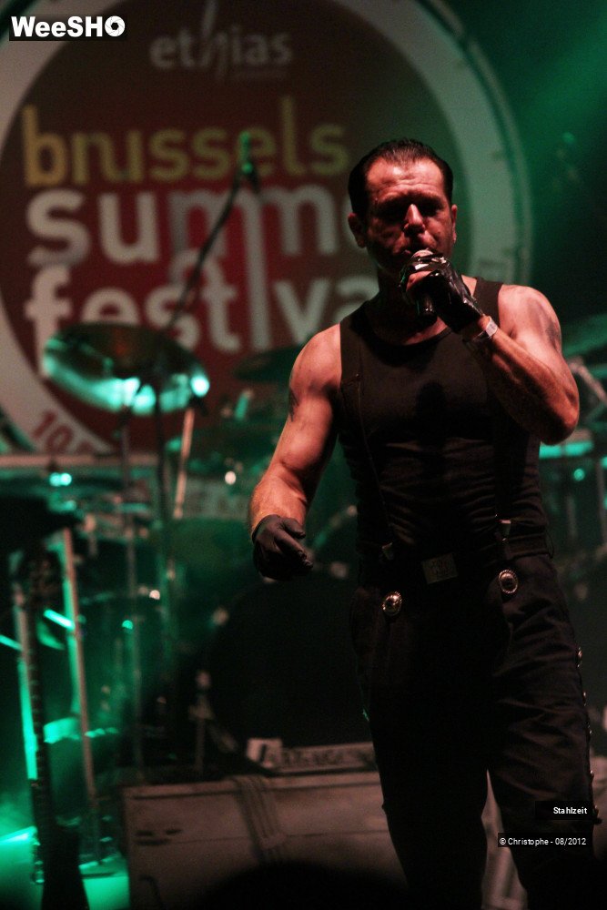 14/19 photos du spectacle Stahlzeit