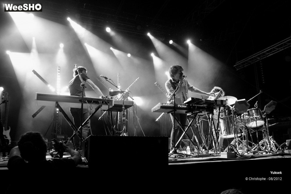 6/31 photos du spectacle Yuksek