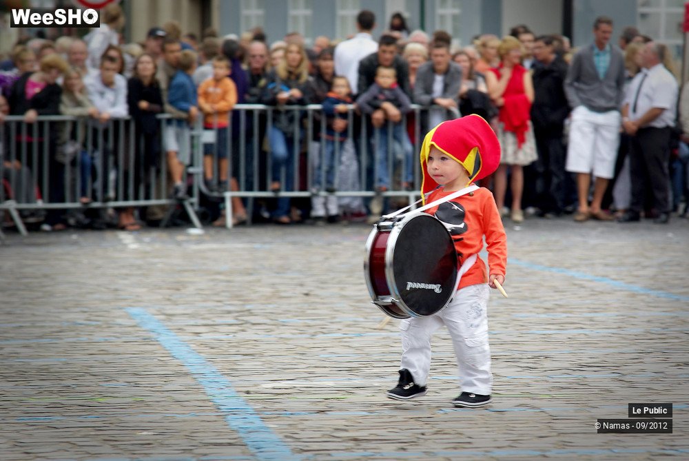 17/34 photos du spectacle Fête de l'Andouille Ambiance
