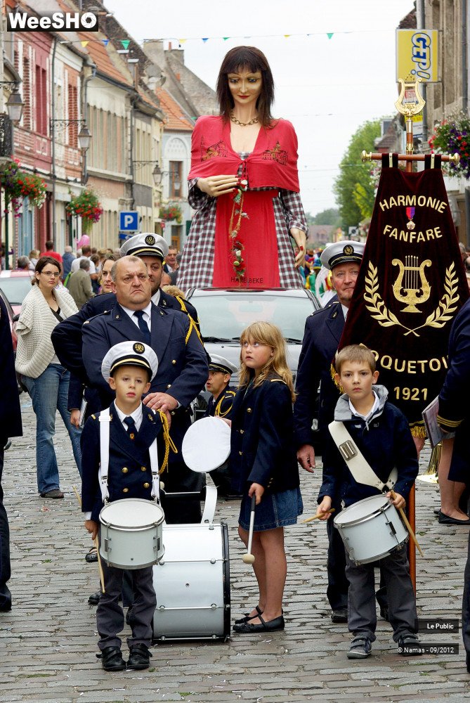 29/34 photos du spectacle Fête de l'Andouille Ambiance