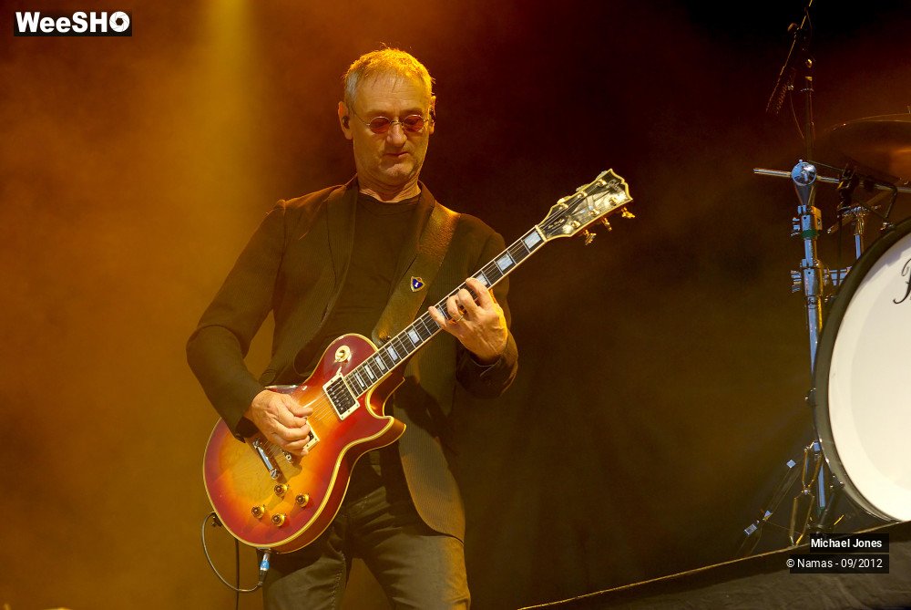 7/34 photos du spectacle Michael Jones