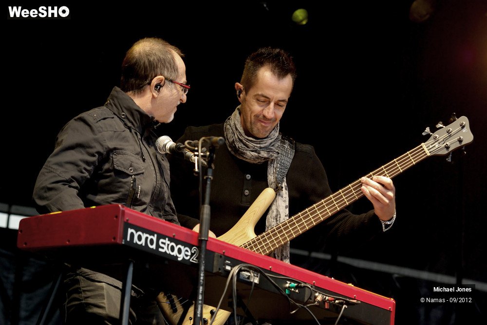 12/34 photos du spectacle Michael Jones