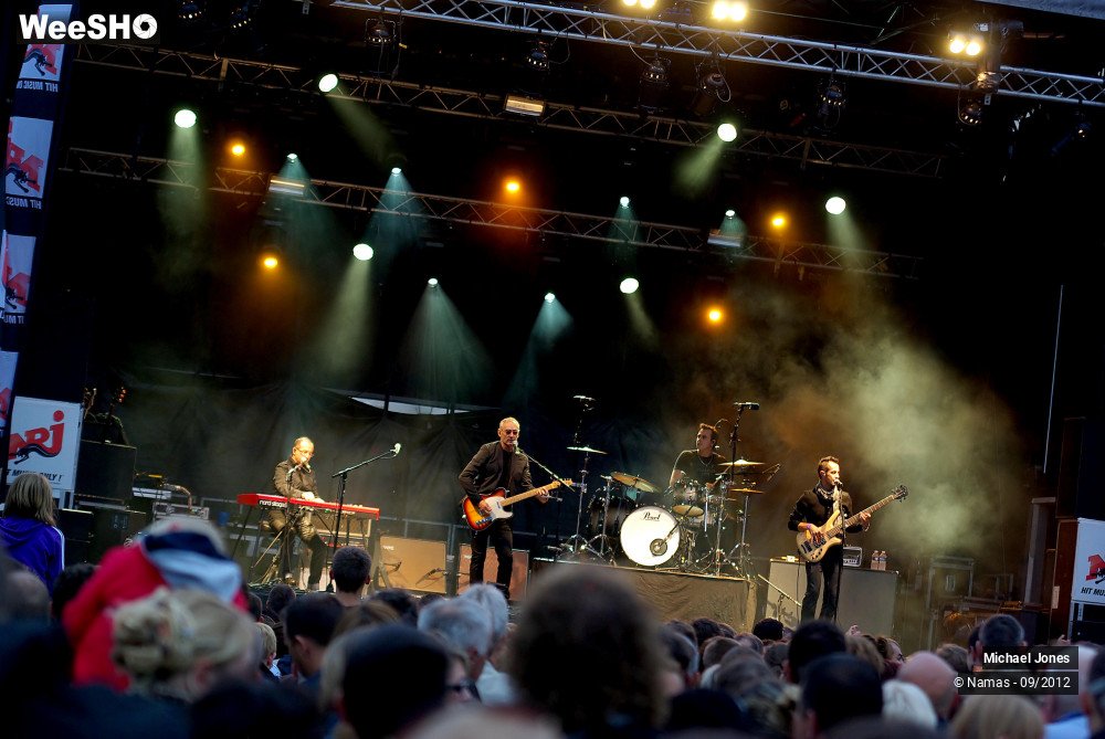 17/34 photos du spectacle Michael Jones