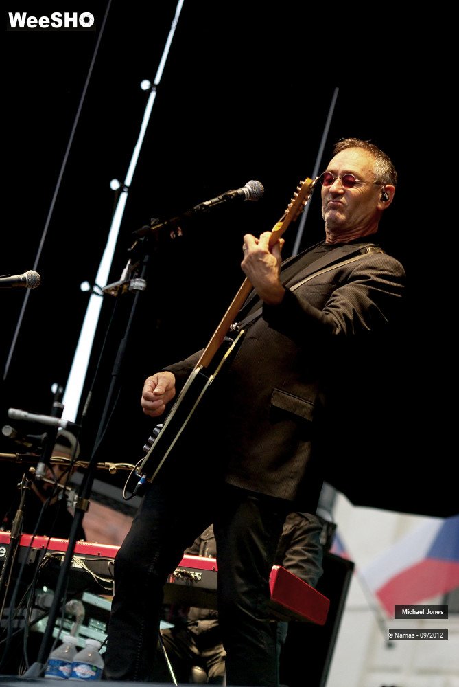 29/34 photos du spectacle Michael Jones