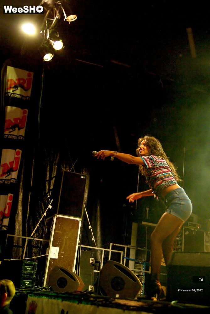 20/27 photos du spectacle Tal