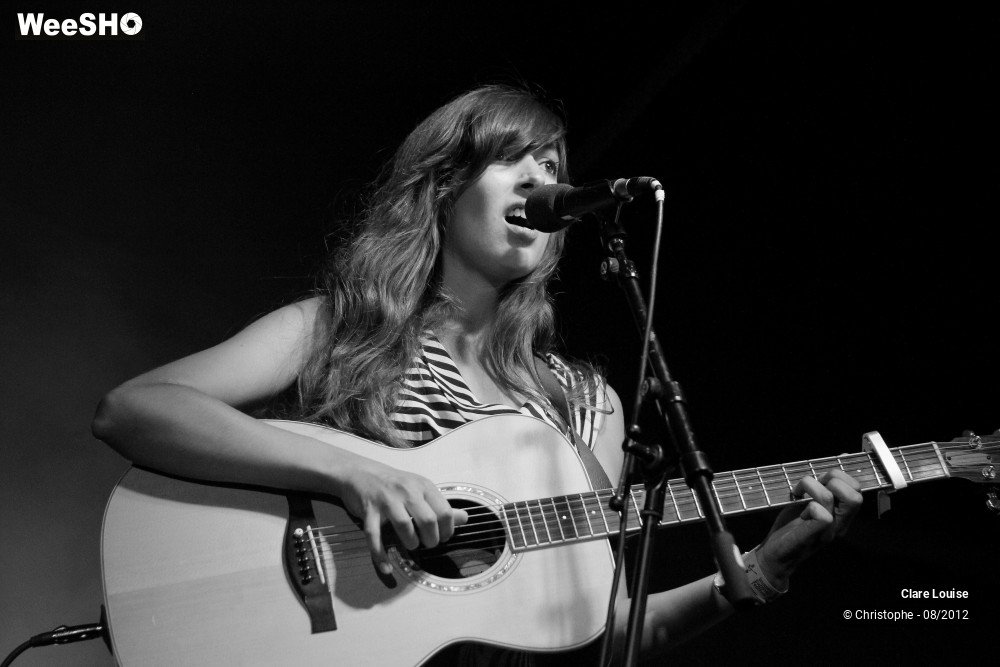 10/33 photos du spectacle Clare Louise