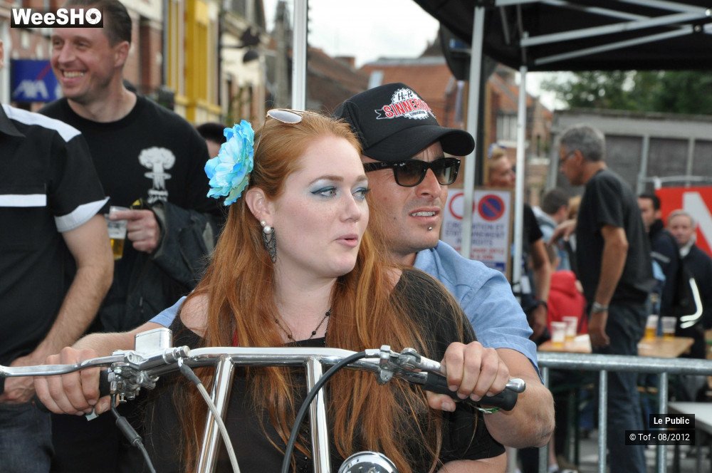 7/24 photos du spectacle US cars & bikes  