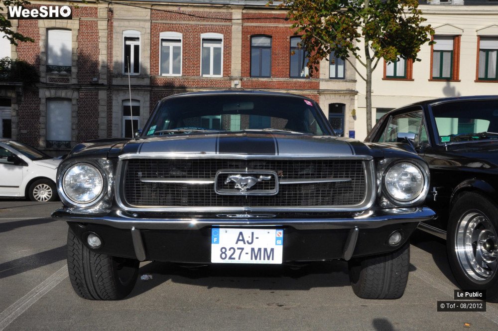 15/24 photos du spectacle US cars & bikes  