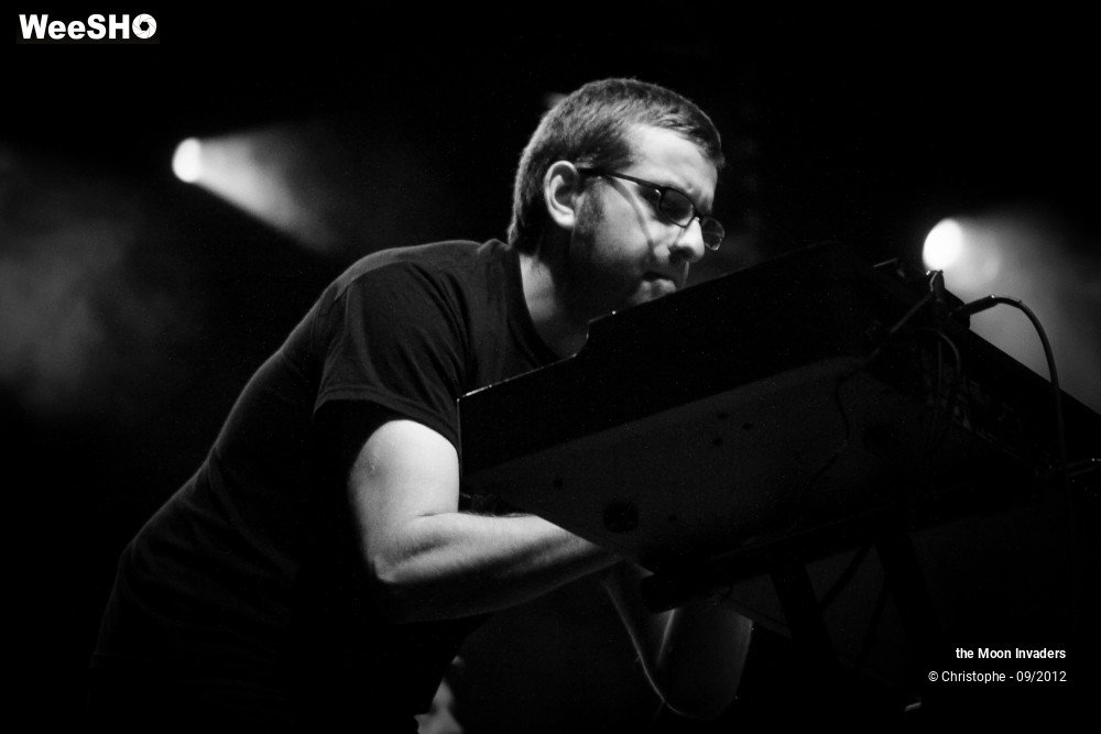 15/20 photos du spectacle The Moon Invaders