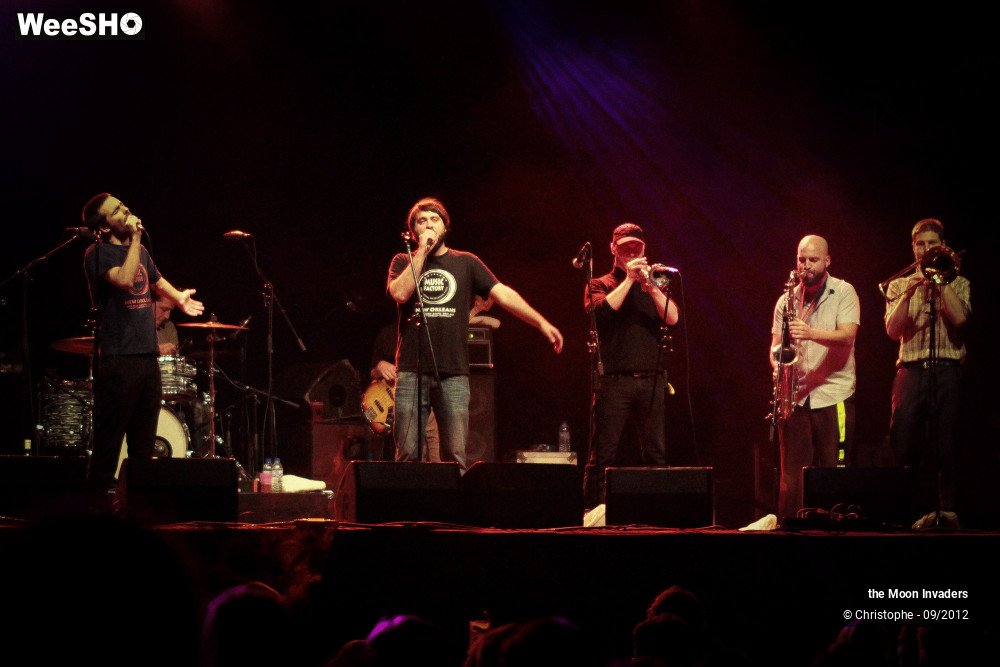 17/20 photos du spectacle The Moon Invaders