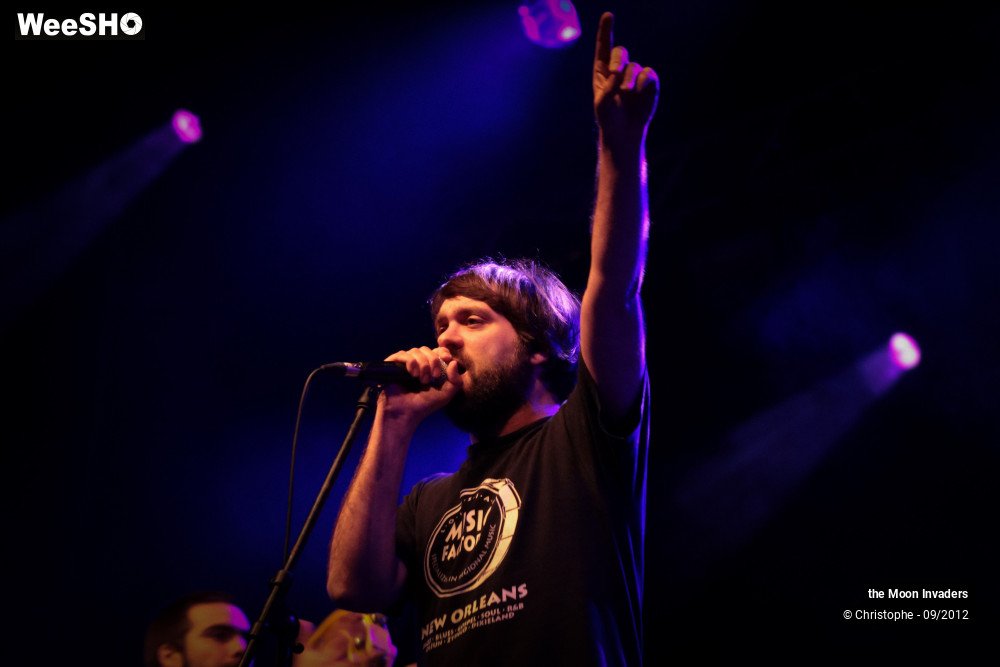 18/20 photos du spectacle The Moon Invaders