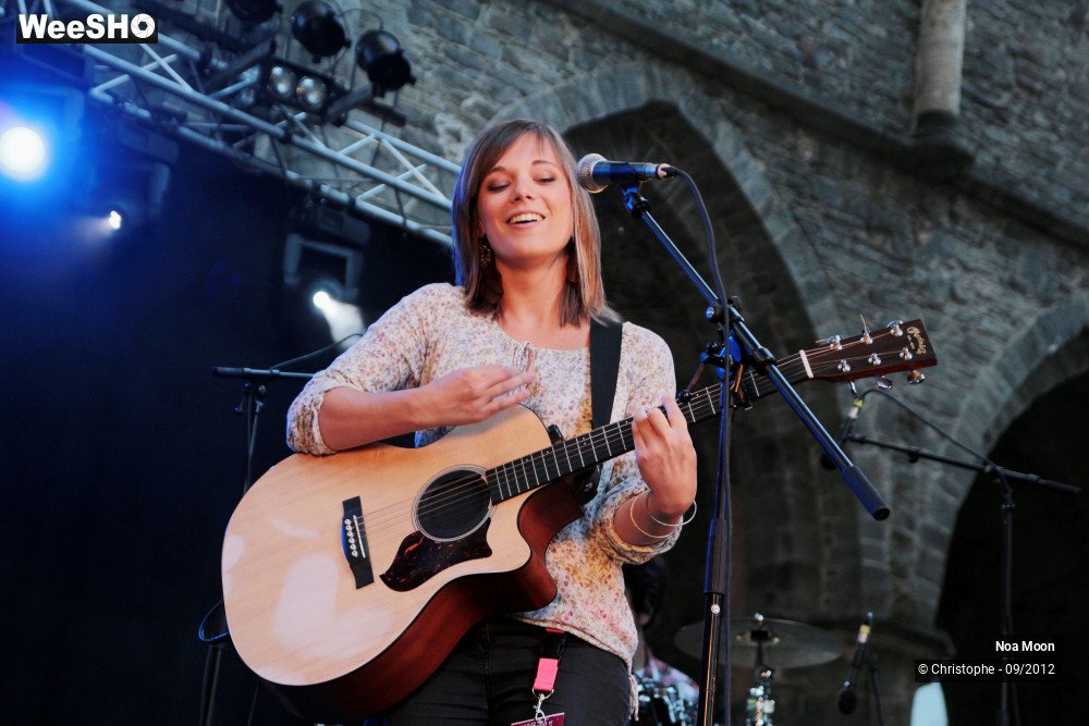 16/28 photos du spectacle Noa Moon